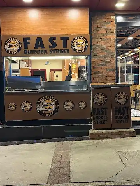Fast Burger Street