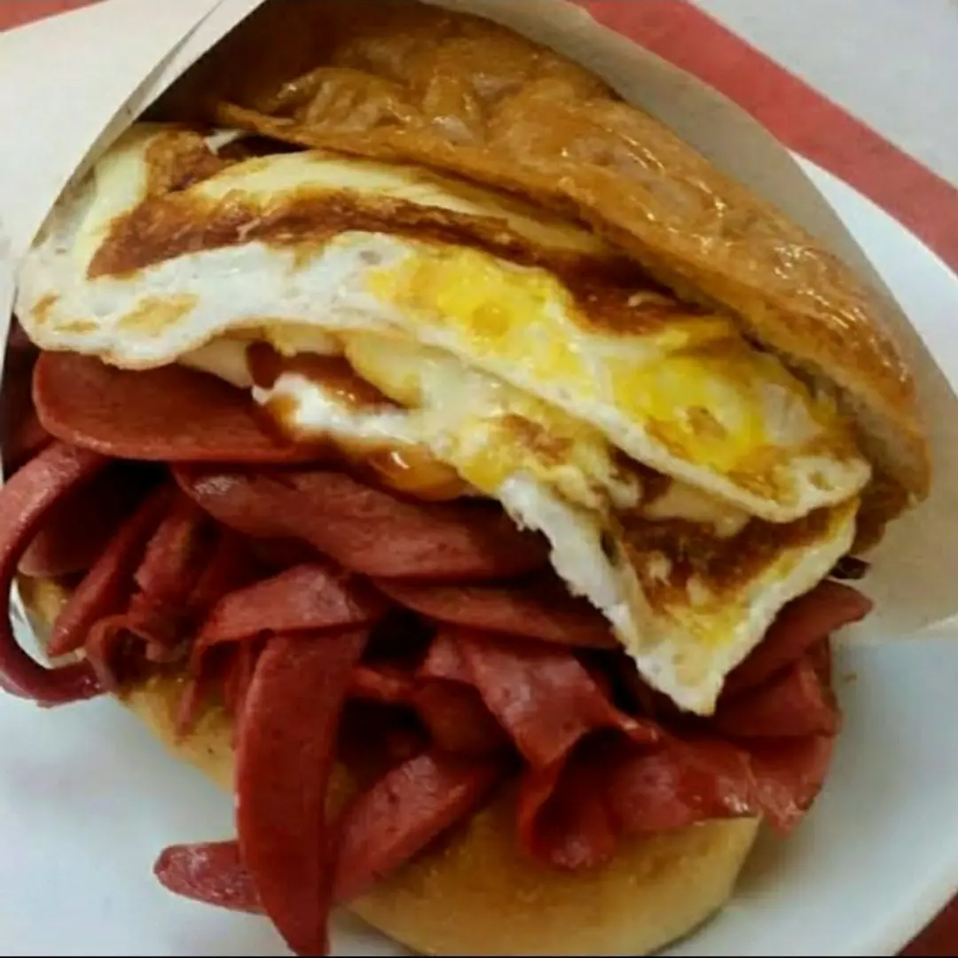 Maxi Wich kömür de sandviç hamburger çiğköfte fotoğraf 3