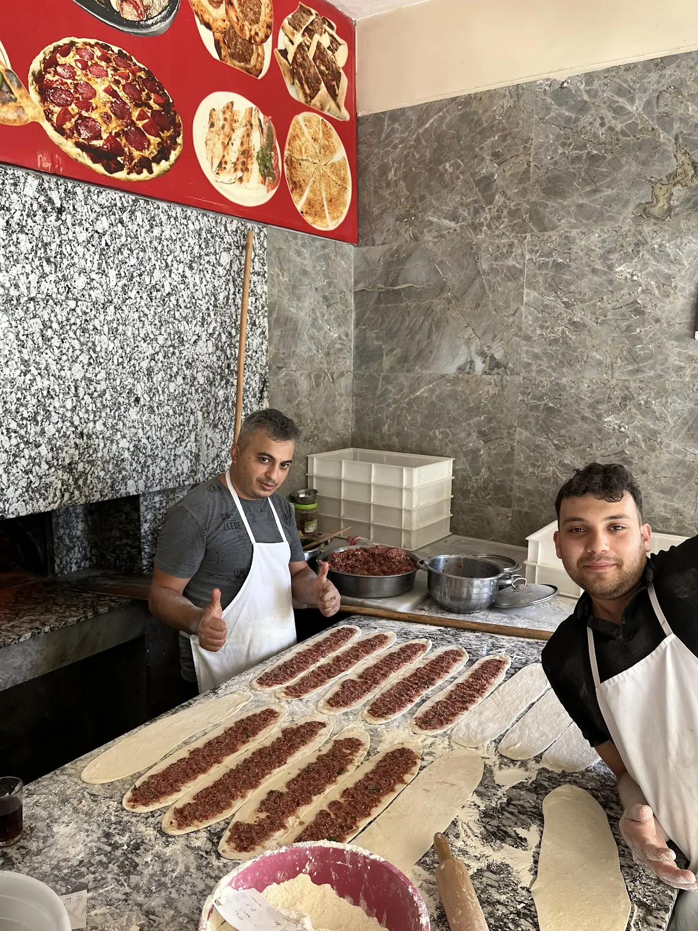 İzmir 2 Pide ve Lahmacun Salonu fotoğraf 2