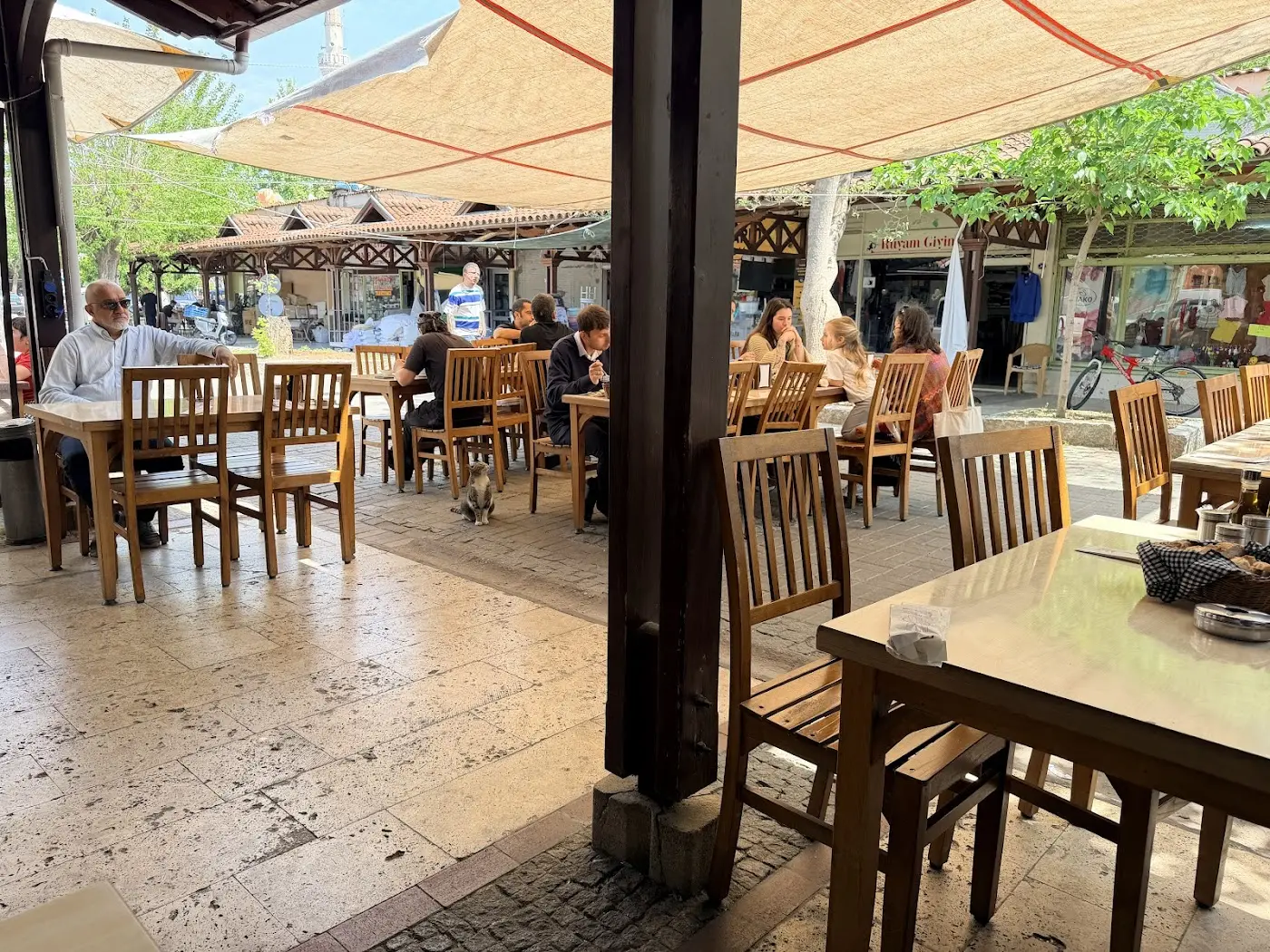Ayasuluk Şehir Lokantası fotoğraf 2