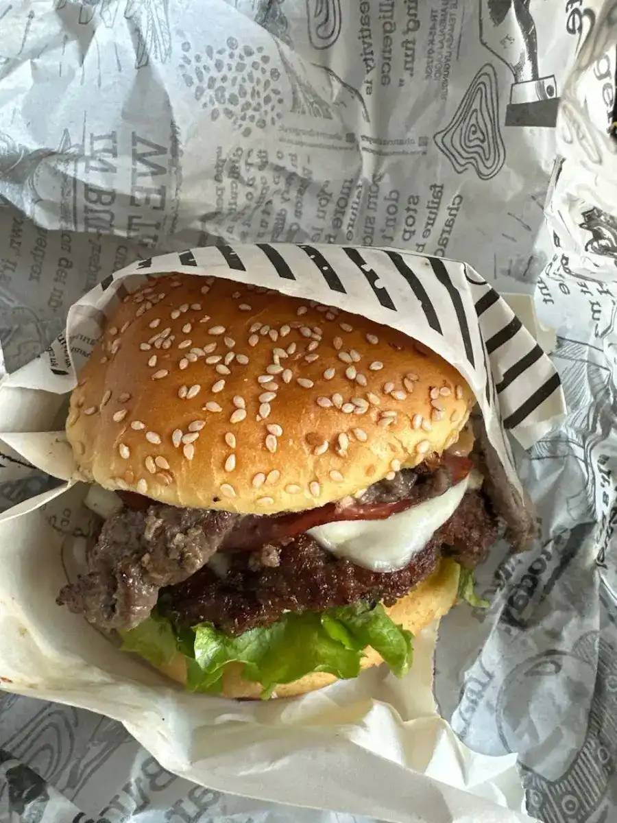 Ohannes Burger Tire fotoğraf 2