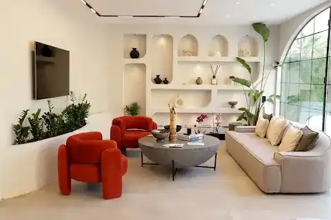 Beauty Works Güzellik Merkezi - Torbalı Cilt Bakımı, Kalıcı Makyaj ve Sıkılaşma fotoğraf 2
