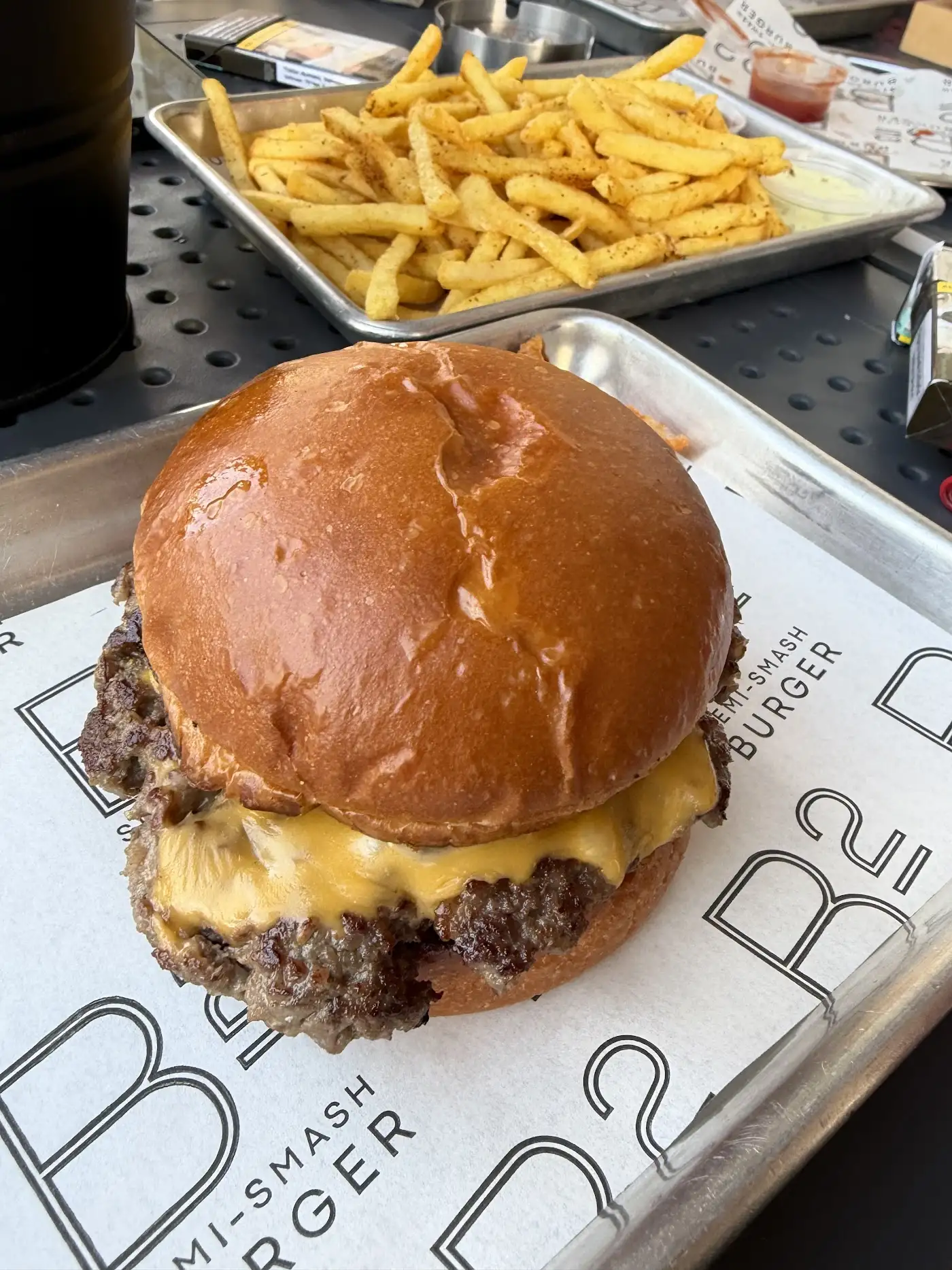 B2 Burger fotoğraf 3