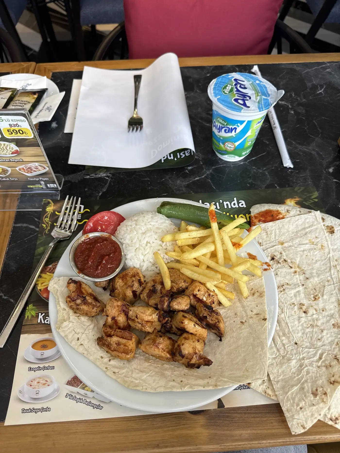 Bursa Kebap Evi İzmir Urla Bamboo Avm fotoğraf 3