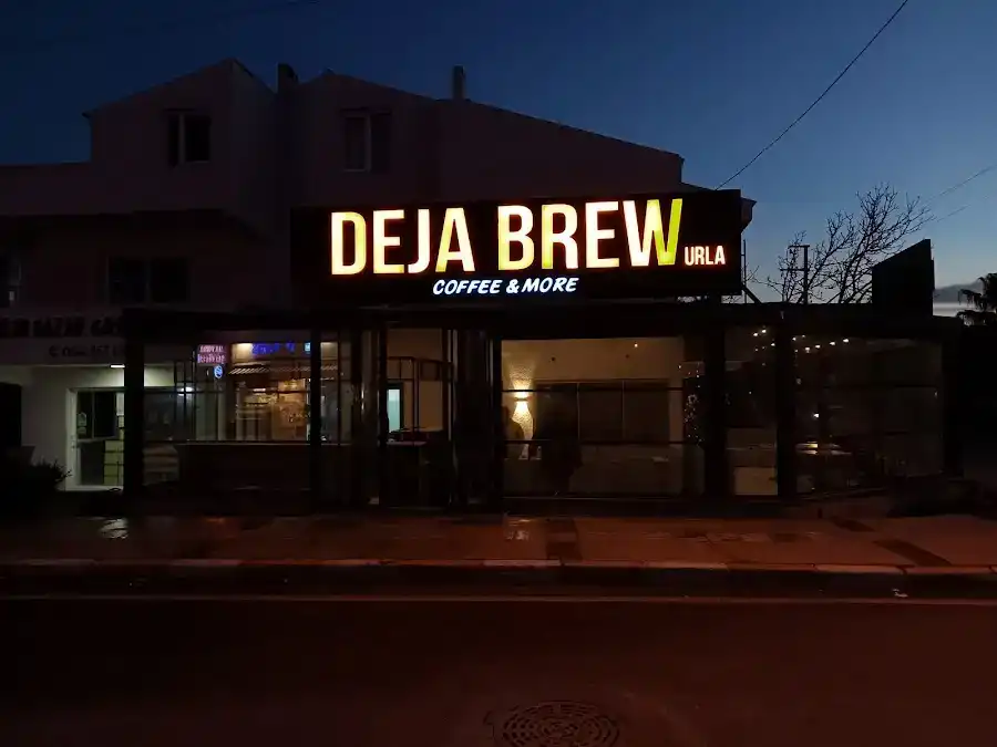 Deja Brew Urla