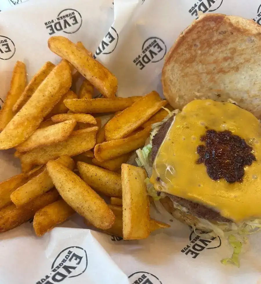 EVDE BURGER - PUB fotoğraf 3
