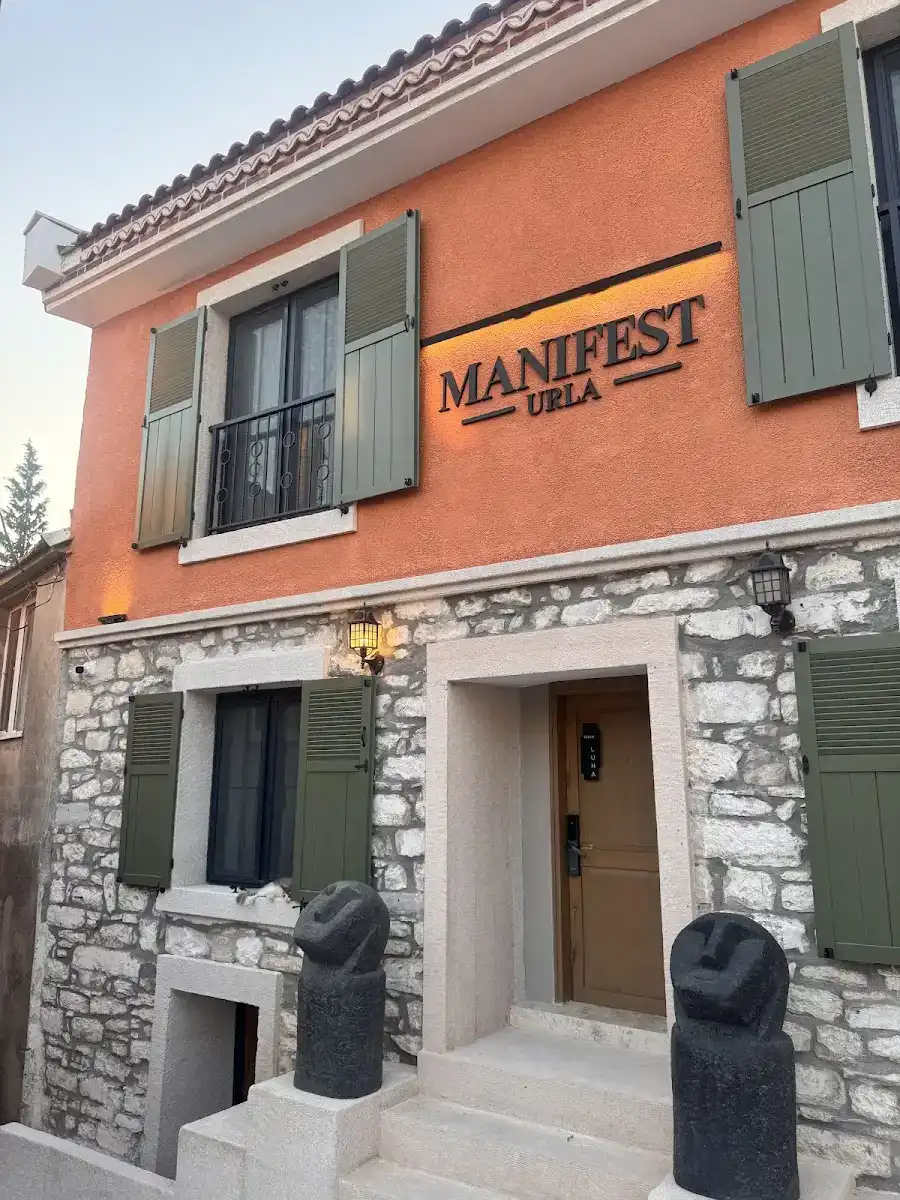 Manifest Urla fotoğraf 3
