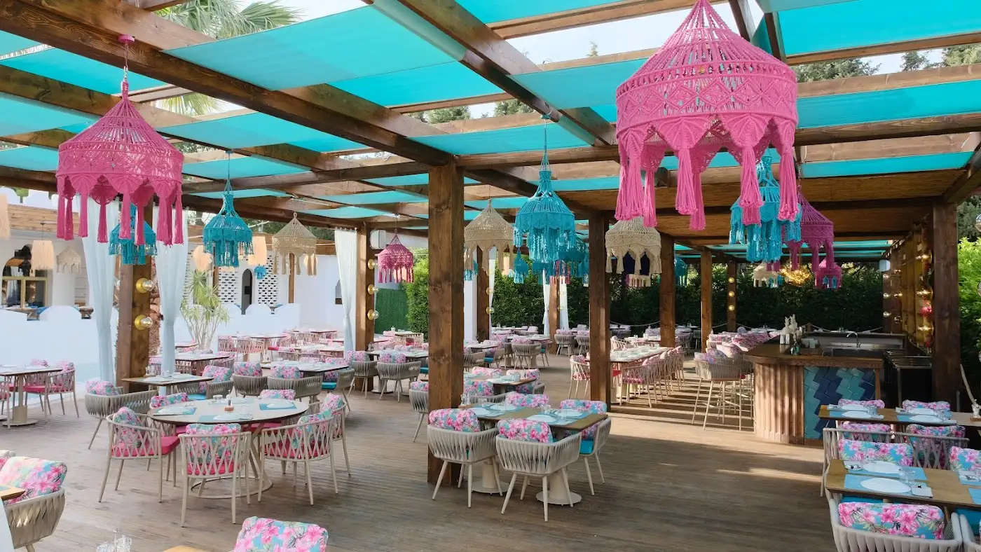 Pavilion Urla