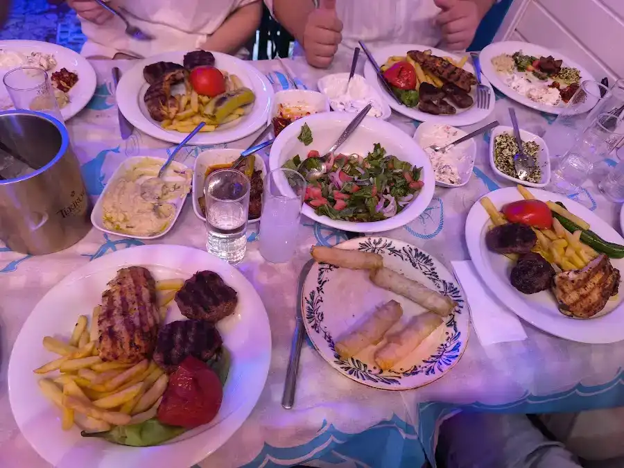 URLA MAVİ MEYHANE fotoğraf 2