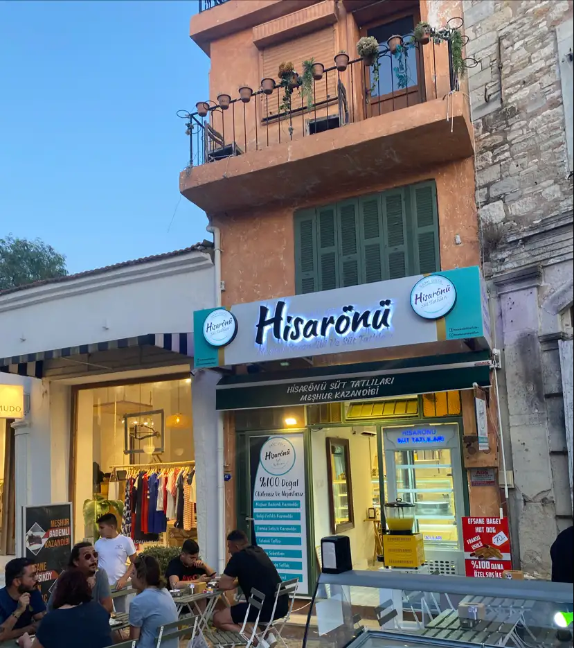 Urla Meşhur Bademli Kazandibi Hisarönü Süt Tatlıları