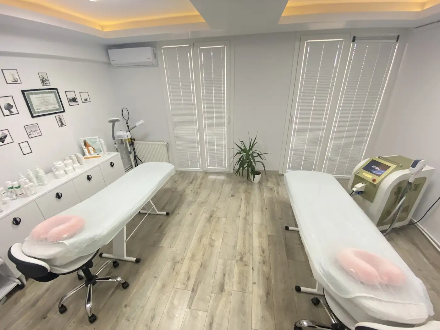 Simge Ayan & E. Ezgi Oktay Beauty Lounge fotoğraf 3