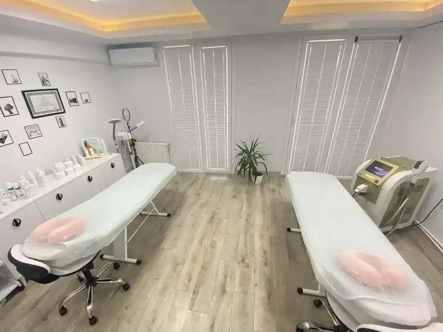 Simge Ayan & E. Ezgi Oktay Beauty Lounge fotoğraf 3
