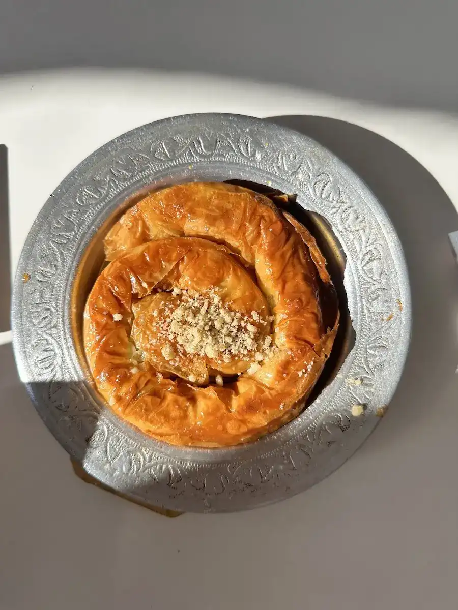 SAC ARASI künefe BAKLAVA KARAMANOGLU TATLIPARK dondurma SALEP fotoğraf 3