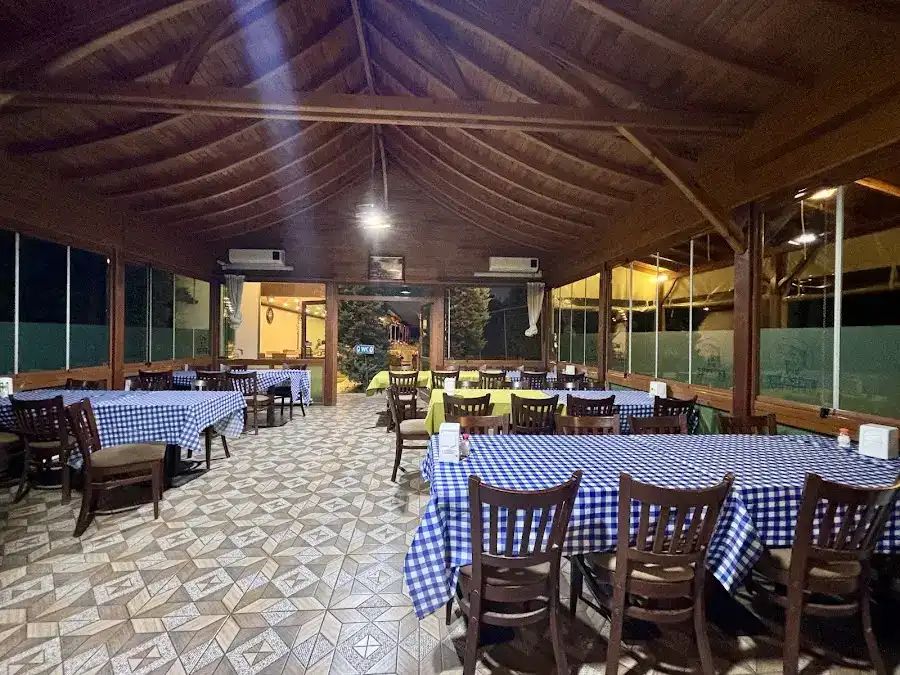 Efsane Balık & Et Lokantası