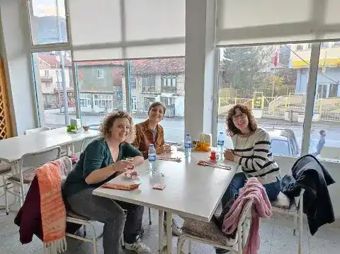 Derebucak Lokantası