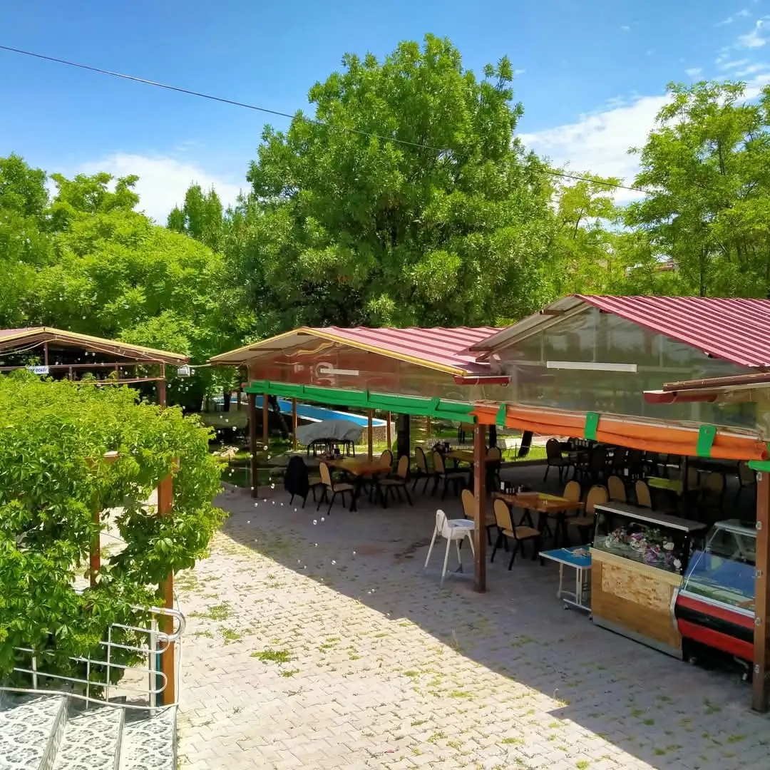 Saklı Bahçe Et Lokantası