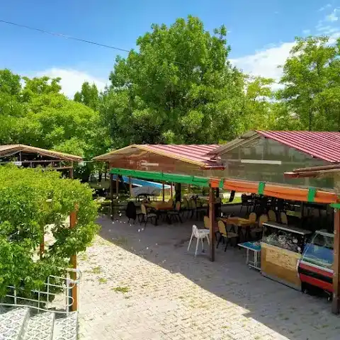 Saklı Bahçe Et Lokantası