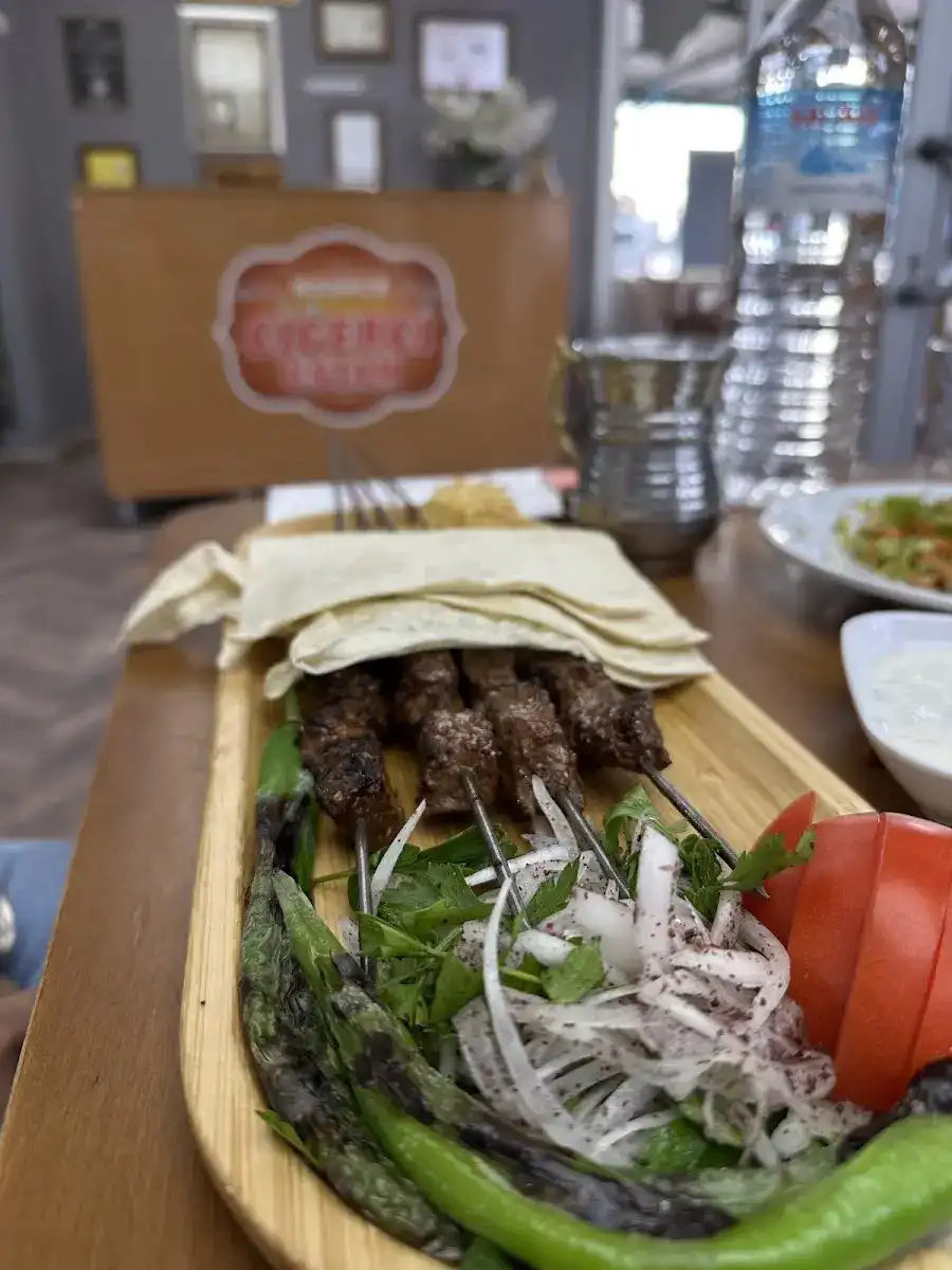 ASRIN ETLİEKMEK VE KEBAP SALONU