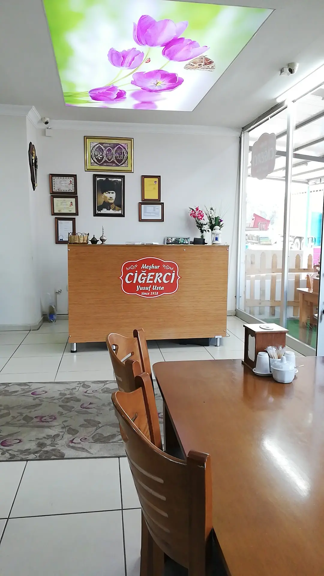 ASRIN ETLİEKMEK VE KEBAP SALONU fotoğraf 3