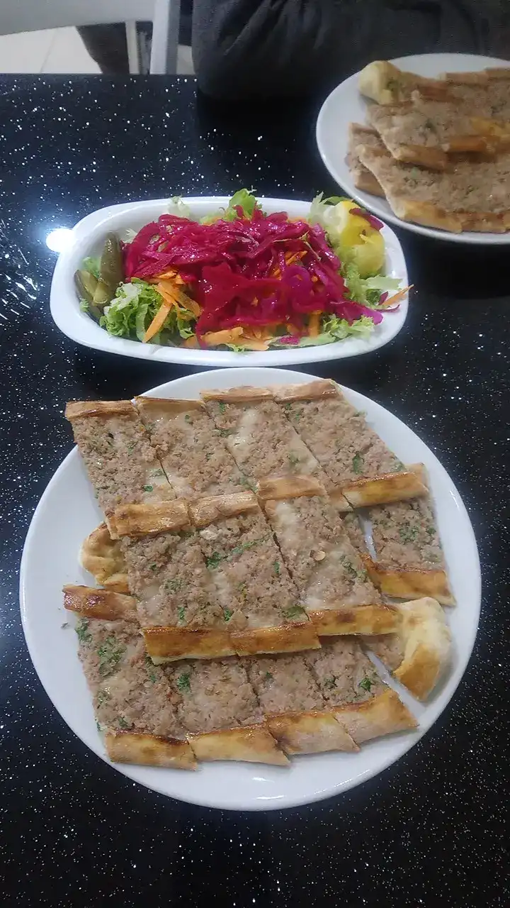 Dönertaş Pide Lahmacun Salonu fotoğraf 2
