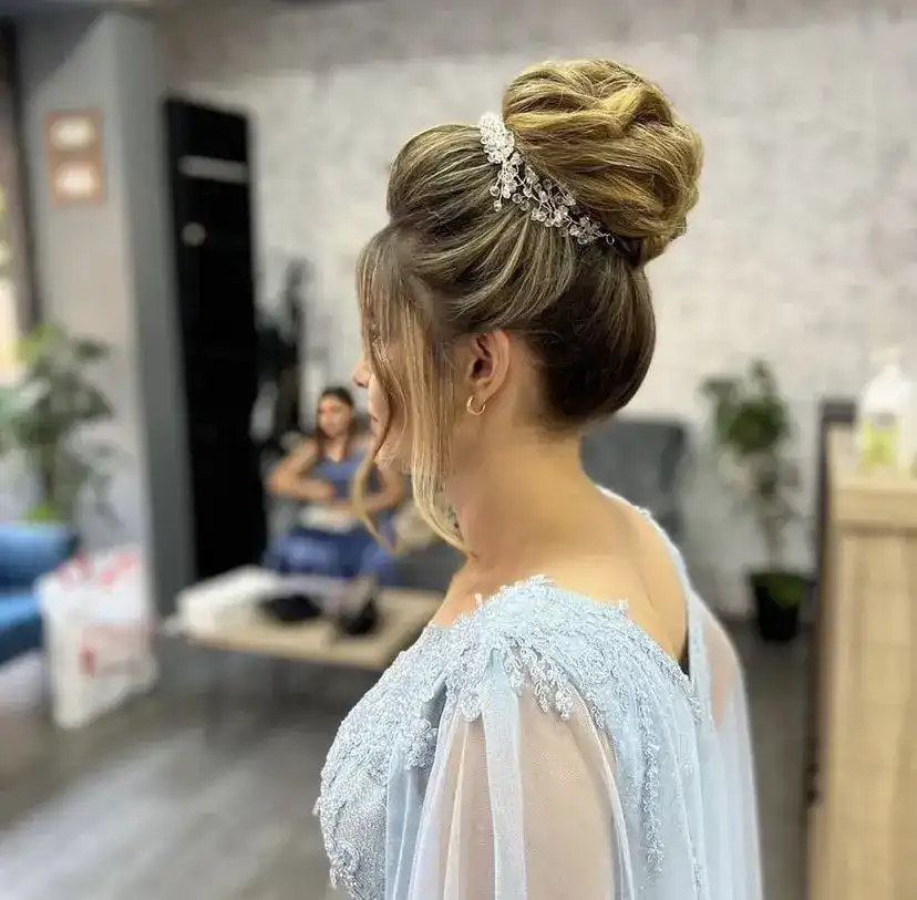 Saloon MEES fotoğraf 2