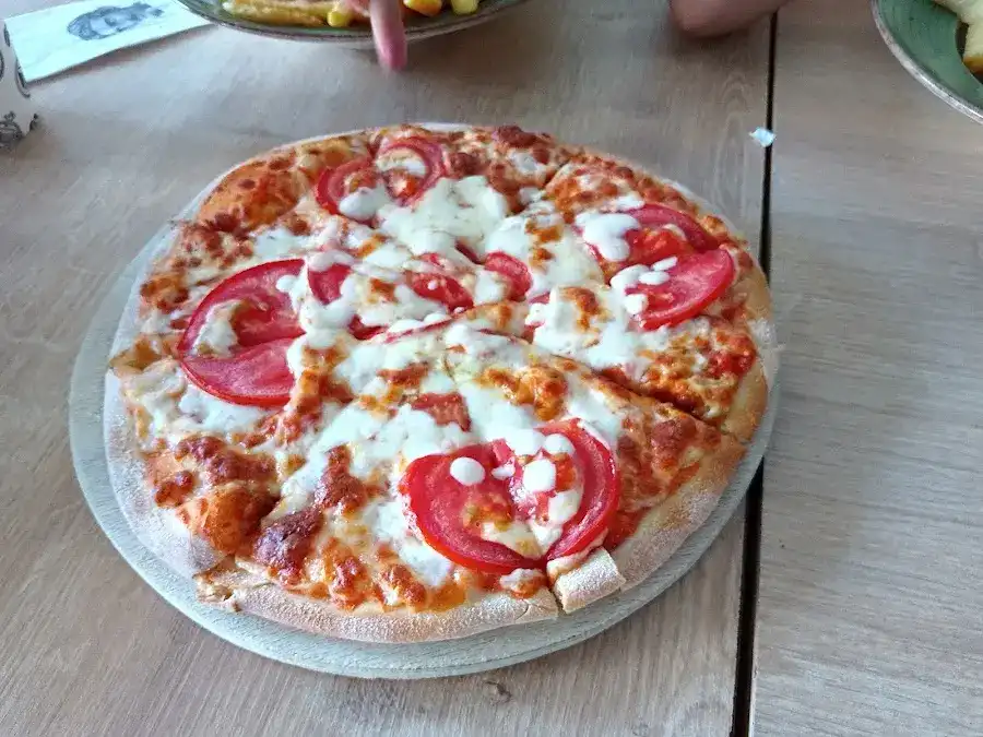 Gusto Burger & Pizza fotoğraf 3