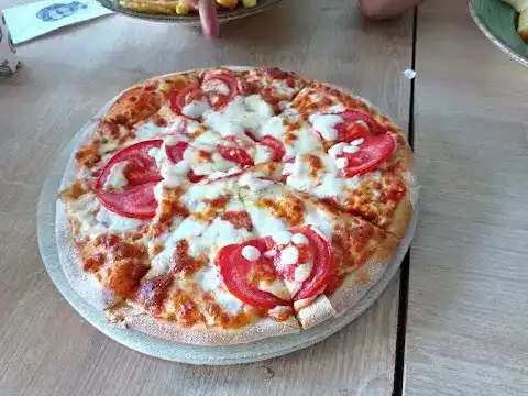 Gusto Burger & Pizza fotoğraf 3