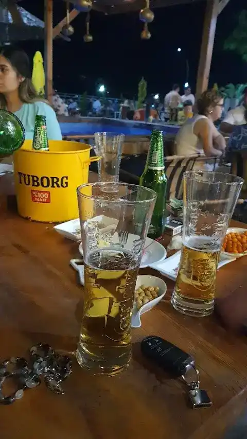 İronic Lounge Bar