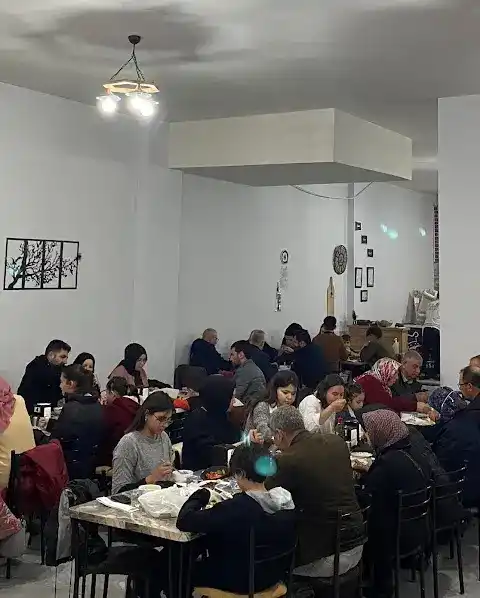 Yoldaş Pide Lahmacun Salonu