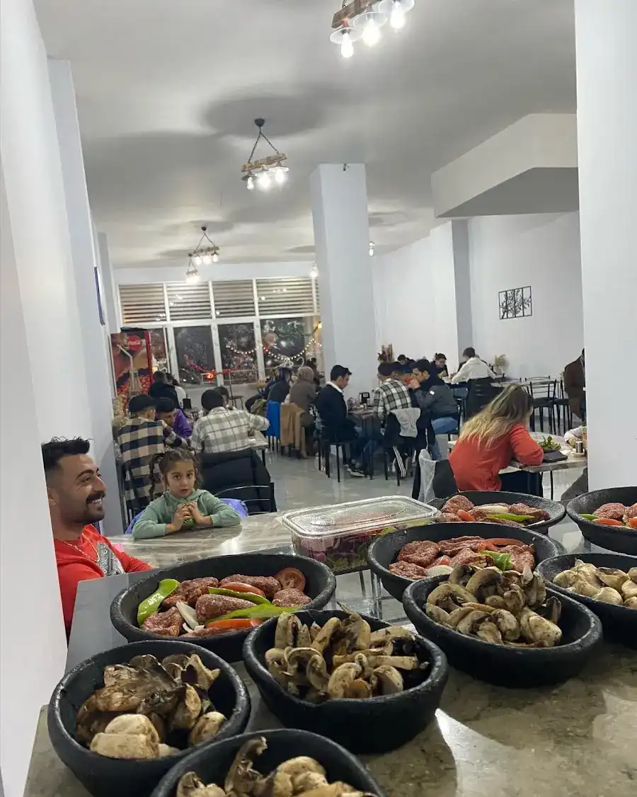 Yoldaş Pide Lahmacun Salonu fotoğraf 2