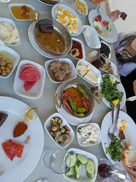 İNCESU AKPINAR AILE RESTORANTI fotoğraf 2