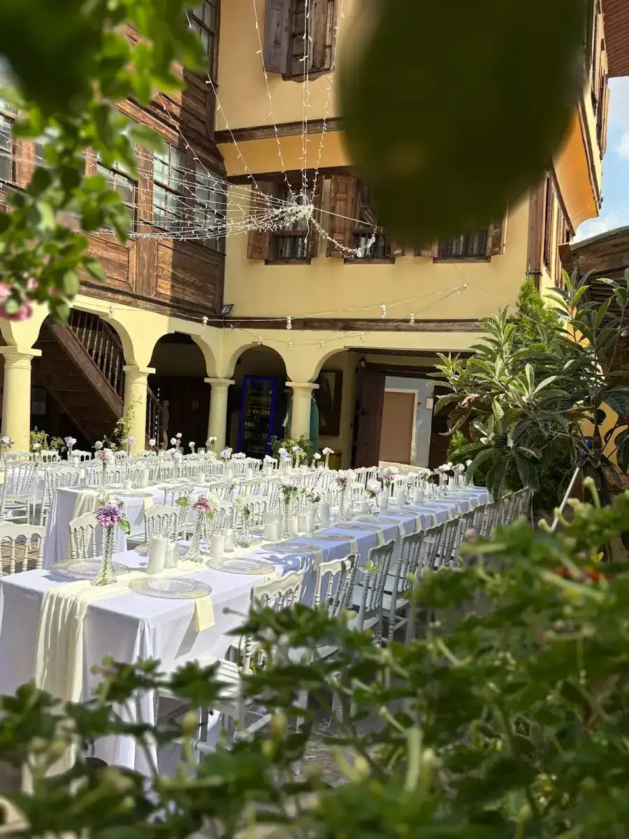 Anemon Koleksiyon Kula Otel