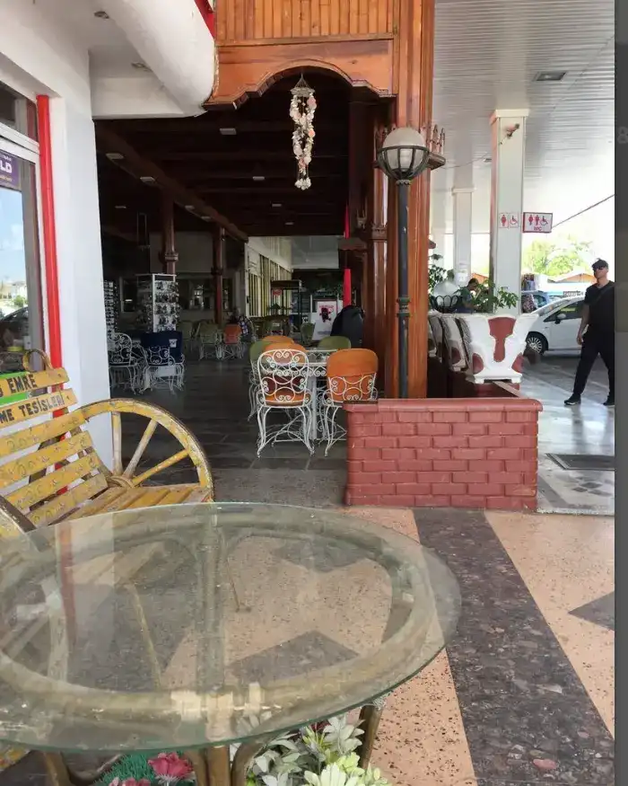 Kula Yunus Emre Dinlenme Tesisi fotoğraf 2
