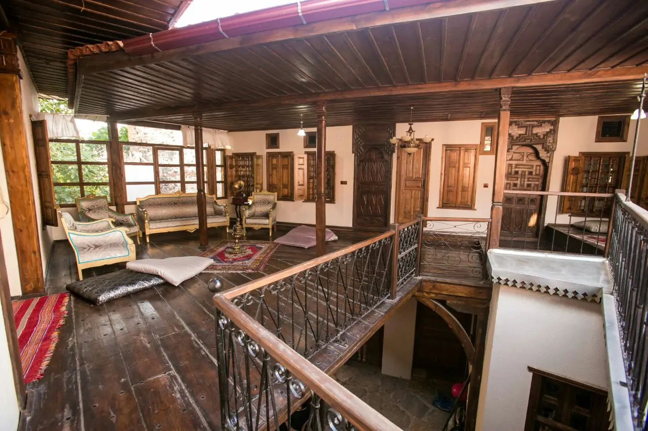 Kula Zühtü Bey Konağı fotoğraf 2