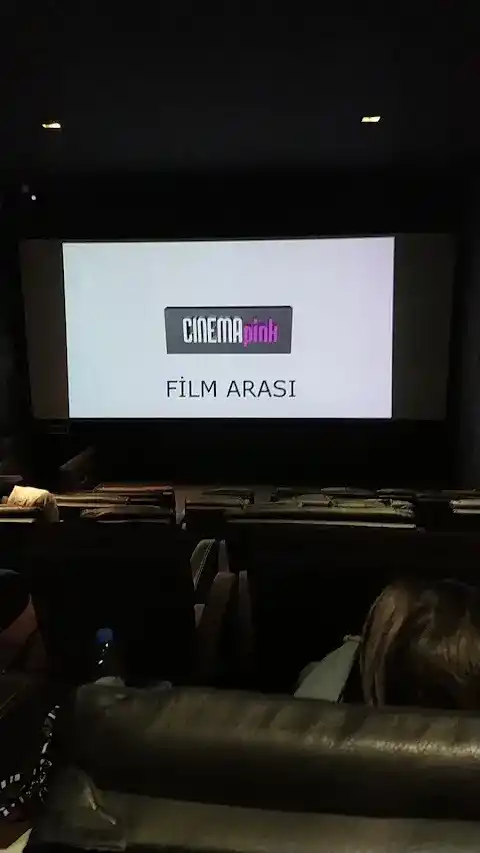 Cinema Pink fotoğraf 3