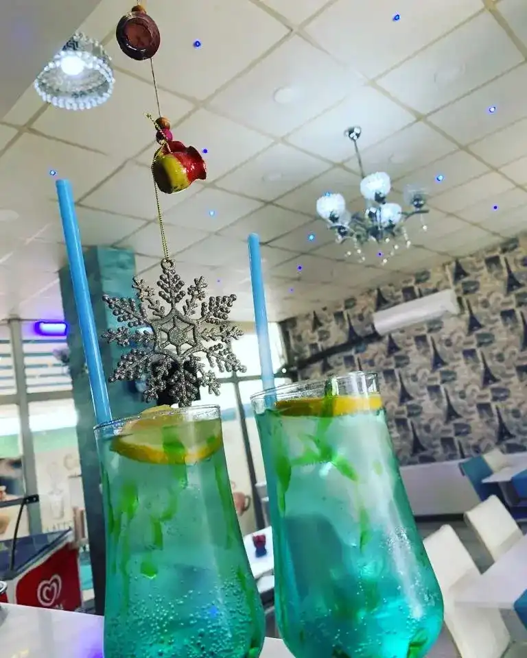 Mery cafe kahvaltı salonu fotoğraf 2