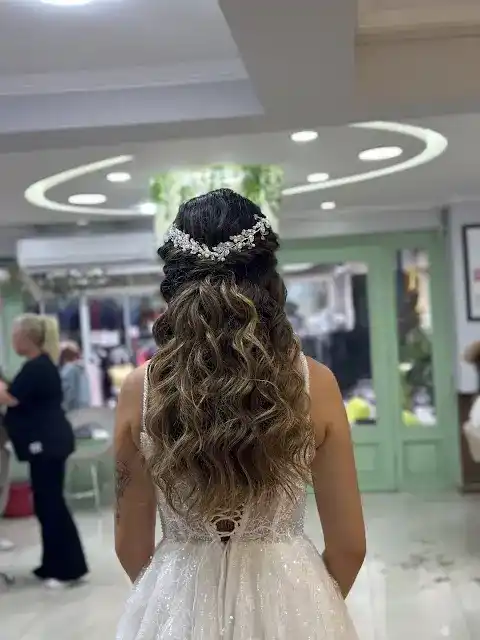Ayşe Güzellik Salonu