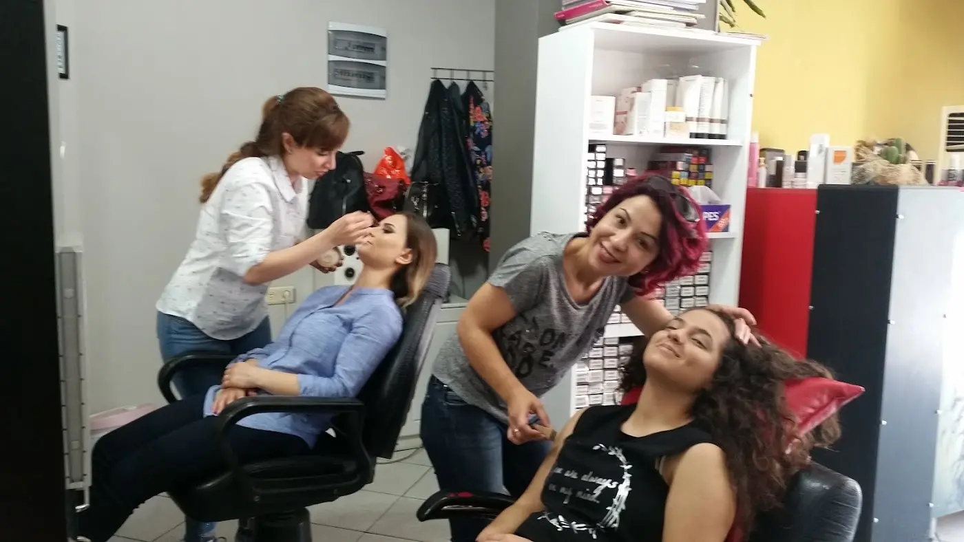 Özüm Güzellik Salonu fotoğraf 3