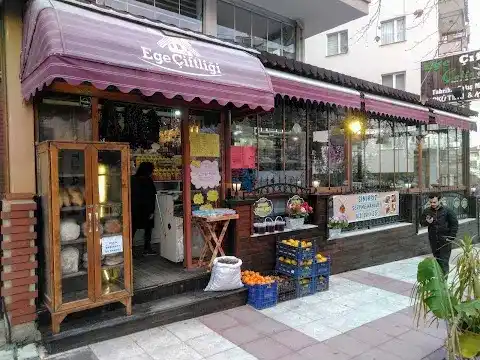 Ege Çiftliği Kahvaltı & Şarküteri