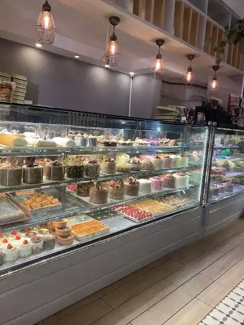 Çilek Pastanesi