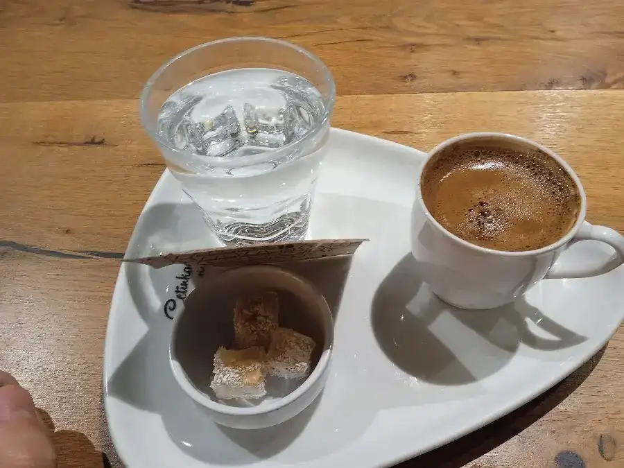 Manisa Çetinkaya Pastanesi fotoğraf 3