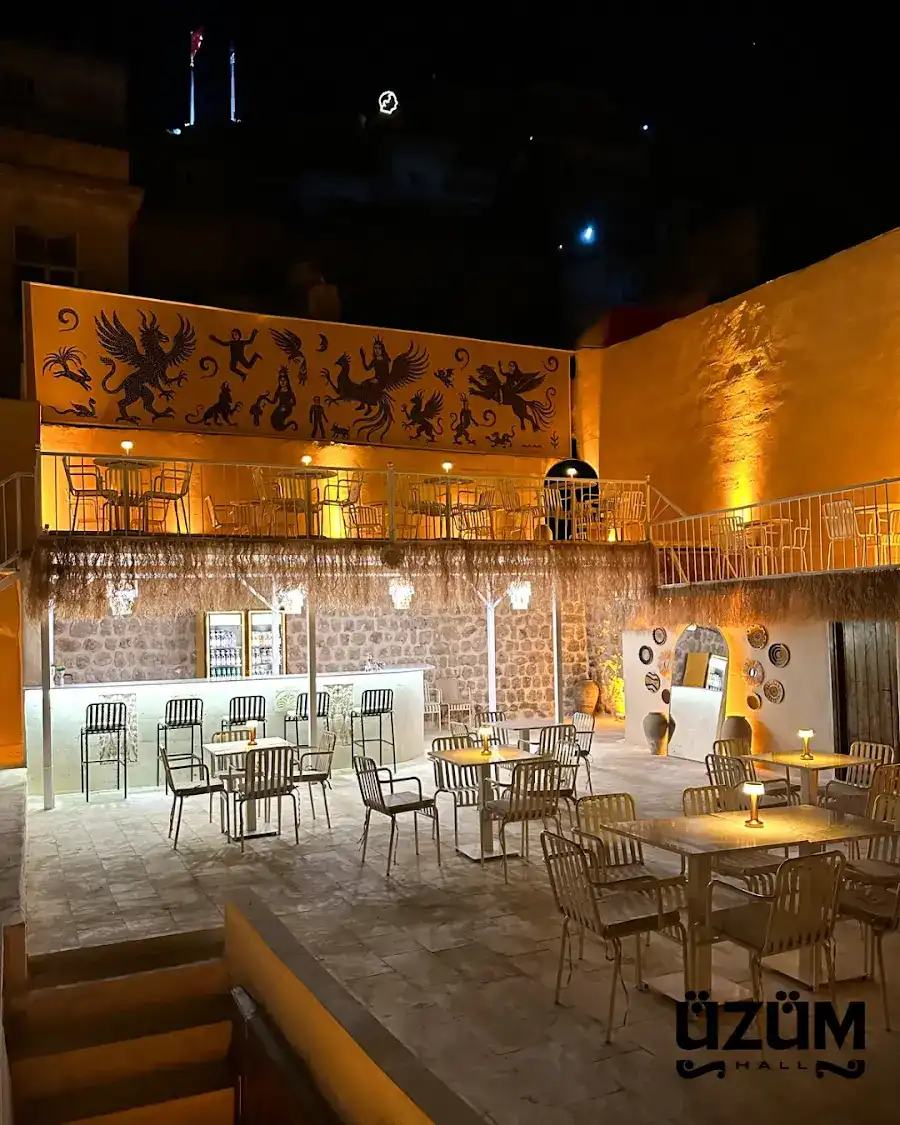 Üzüm Hall