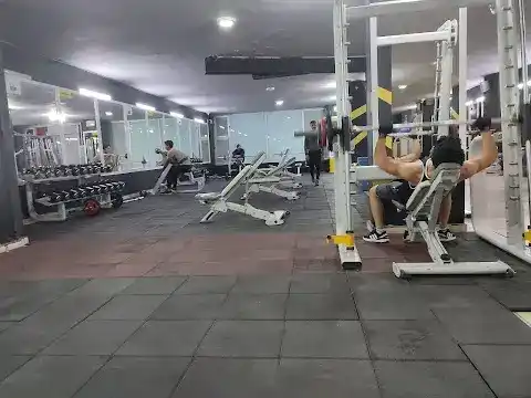 Life Clup Fitness