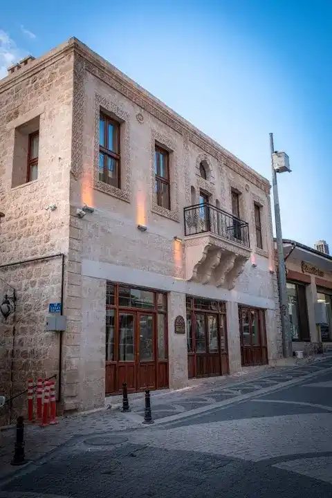 Hakkı Bey Konağı