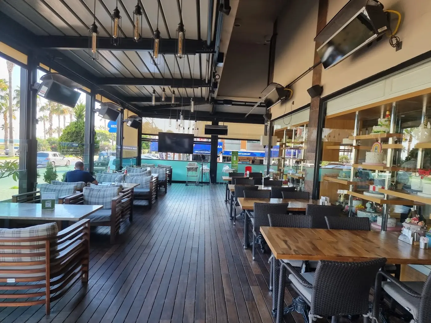 Loba Terrace