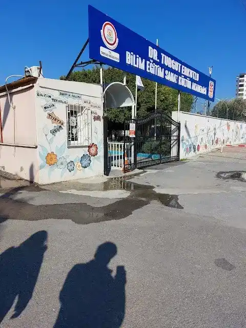 Tarsus Şehir Tiyatrosu / Ayşe Lebriz Berkem Sahnesi fotoğraf 3