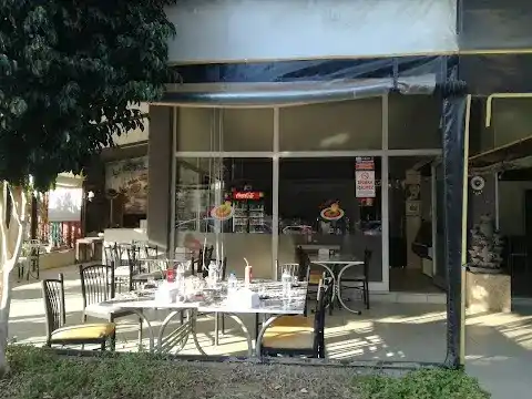 ADANALI İRFAN USTA KEBAB VE PİDE