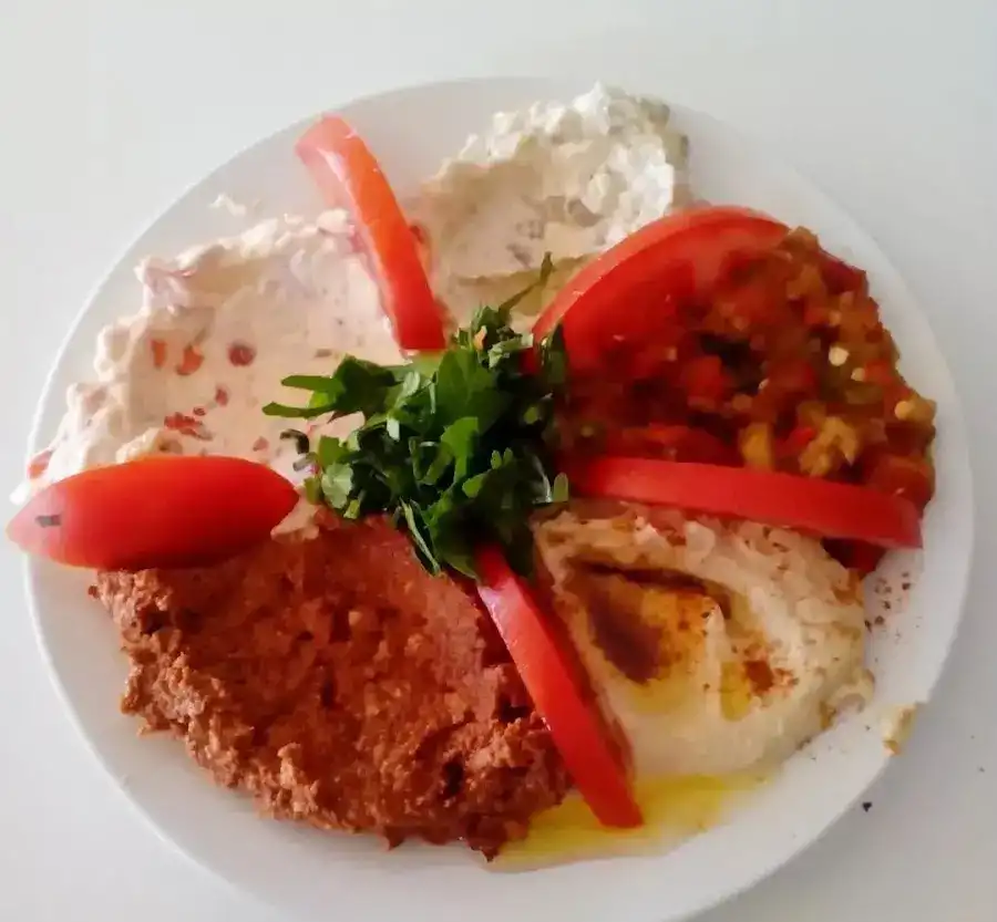 BAYKUŞ KUPA DÖNER SALONU fotoğraf 2