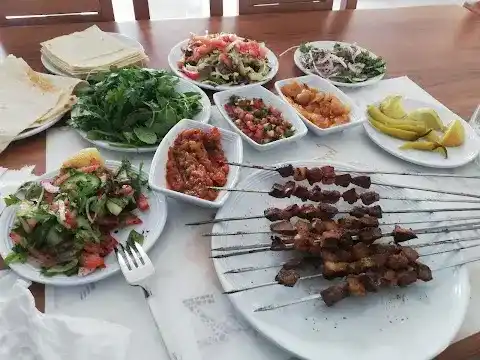 Lezzet Durağı / Lahmacun Salonu/ Anamur Yemek Salonu fotoğraf 2