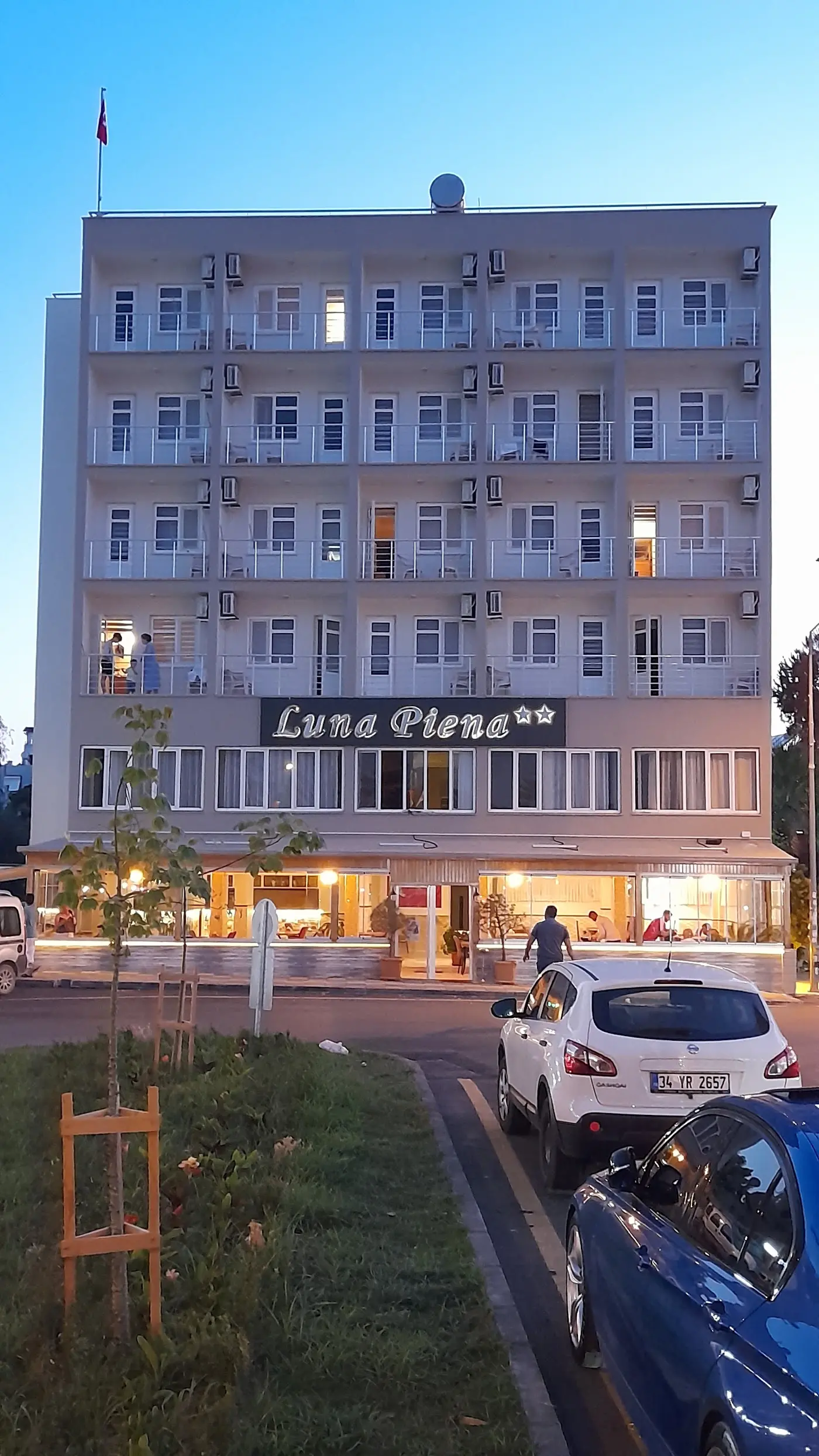 Luna Piena Beach Hotel